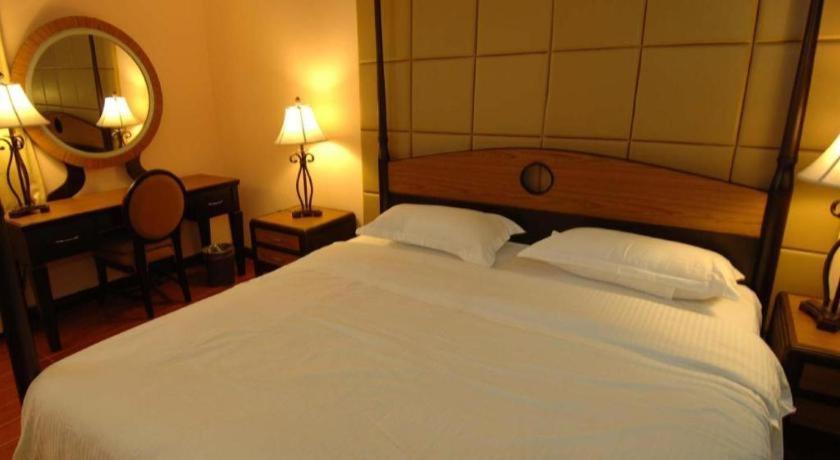 Planta Centro Bacolod Hotel & Residences Kültér fotó