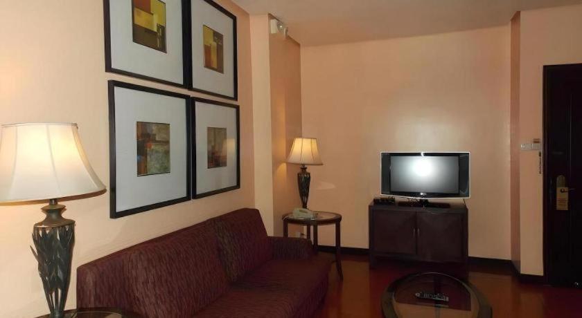 Planta Centro Bacolod Hotel & Residences Kültér fotó