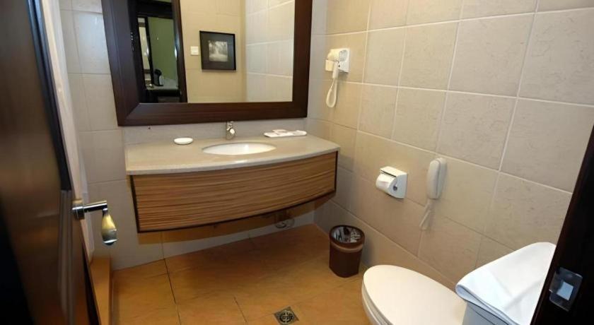 Planta Centro Bacolod Hotel & Residences Kültér fotó