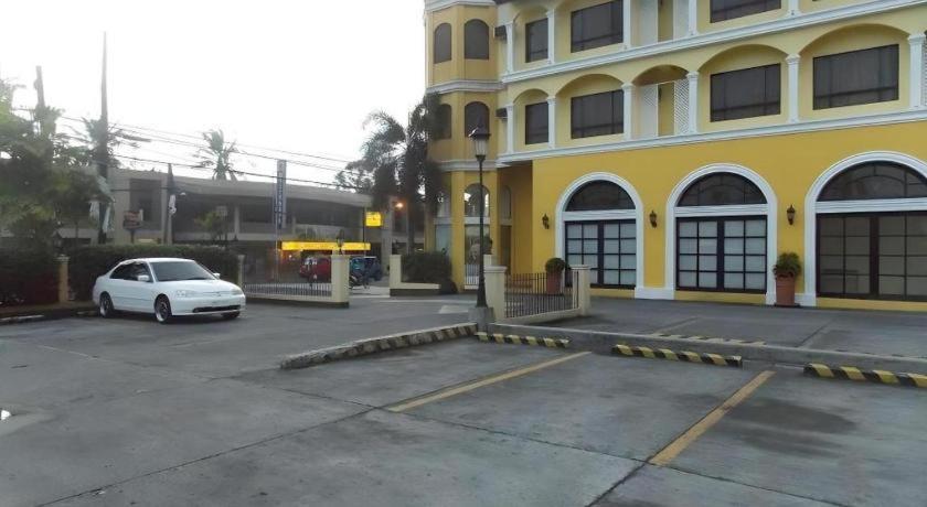 Planta Centro Bacolod Hotel & Residences Kültér fotó